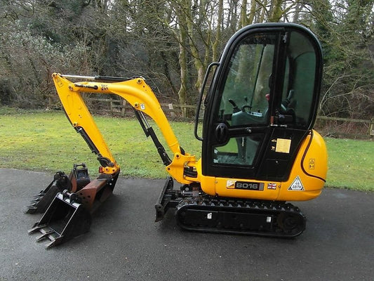 Mini-pelle JCB 8016 CTS – 2011 – 1 264 h – 1,6 t